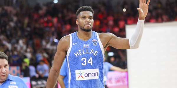 九游娱乐入口-字母哥欧锦赛连续11场得分25+，能否挑战盖利斯20场纪录？