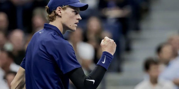 美网第13日男单决赛出炉：阿卡直落三盘胜德约 辛纳苦战艰难晋级