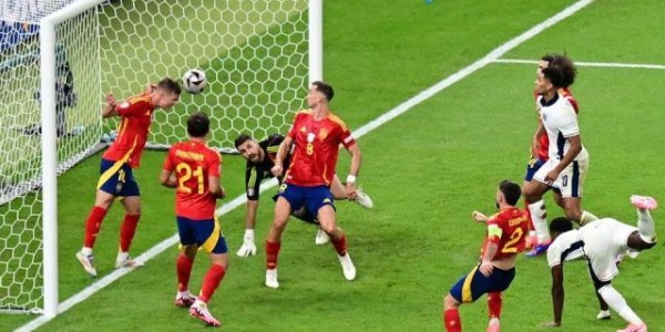 九游娱乐下载-【观点】西班牙技术优势弥高，挑战者唯有“反归化”？