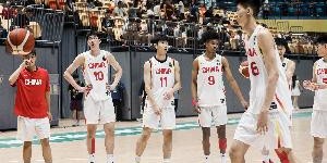 落后3分下主力&amp;amp;12人轮换&amp;amp;篮板净负37个 曲绍斌的执教是否有问题？
