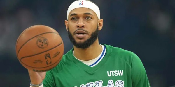 独行侠官方：加福德将在明日对阵湖人的比赛中迎来复出