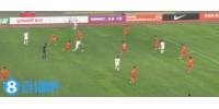 被2打6！U22国足丢球0-1落后越南，阮国越半转身铲射破门